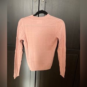 Women’s pink sweater